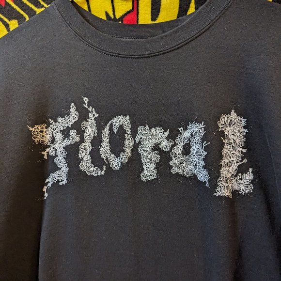 Floral Math Rock Band Black Crewneck Sweatshirt. In great condition, size 2XL. - Picture 2 of 4
